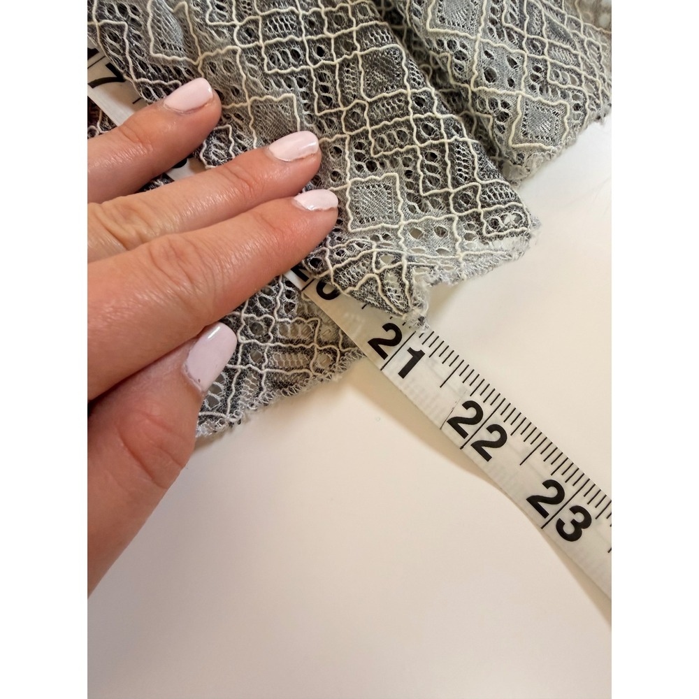 Ellison Lace Peplum Top Womens Small Blue Grey Excellent V-Neck Ruffle Flutter - Picture 8 of 8